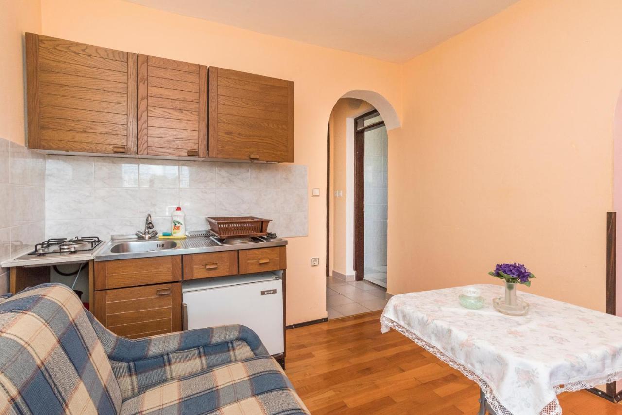 Studios Kastel Бує Екстер'єр фото