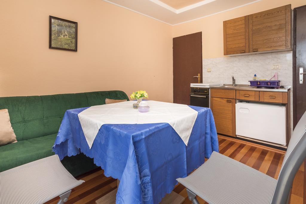 Studios Kastel Бує Екстер'єр фото