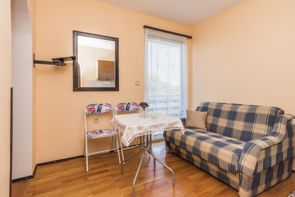 Studios Kastel Бує Екстер'єр фото